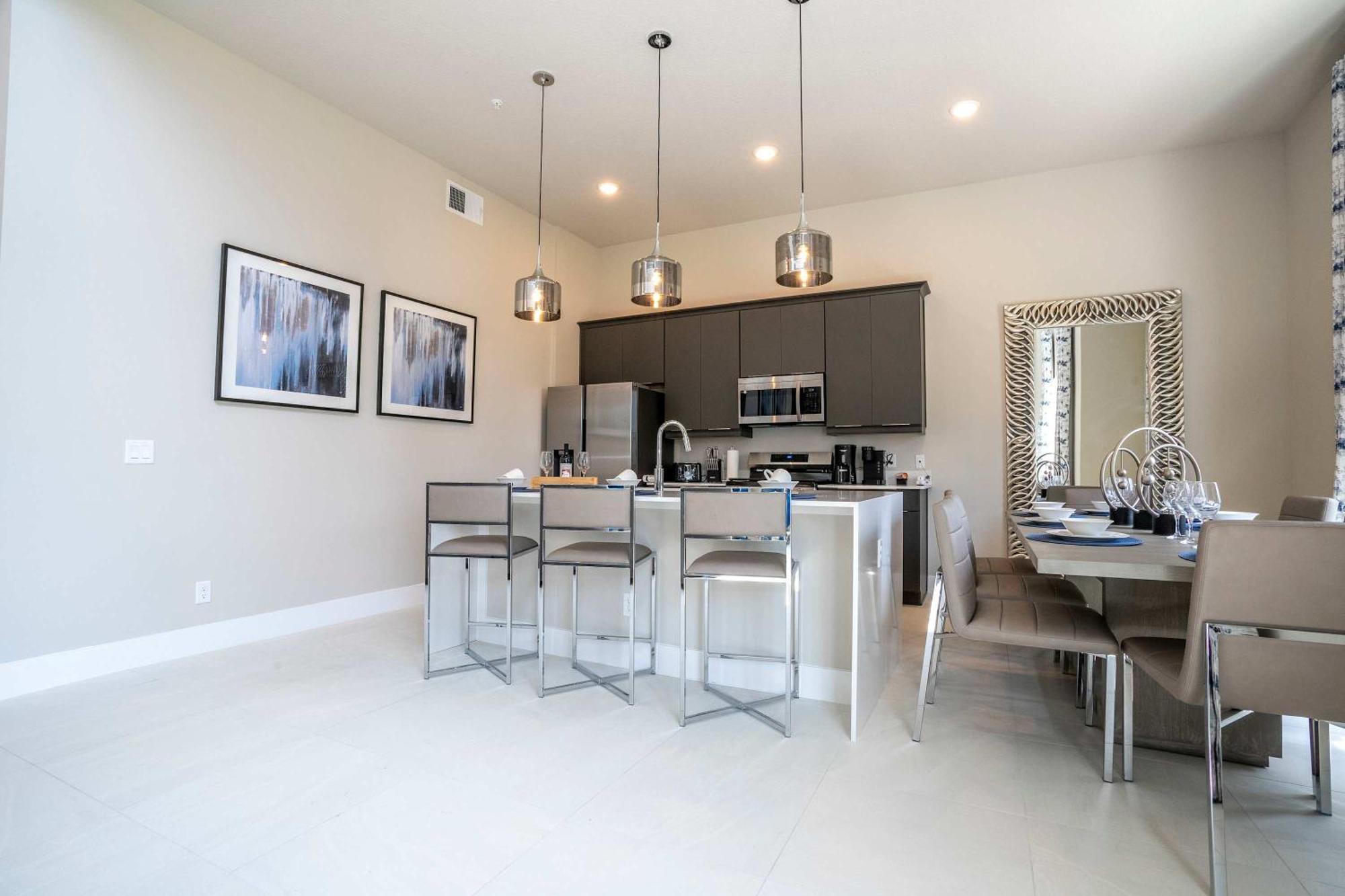 Modern 5br - Reunion - Pool Table Apartment