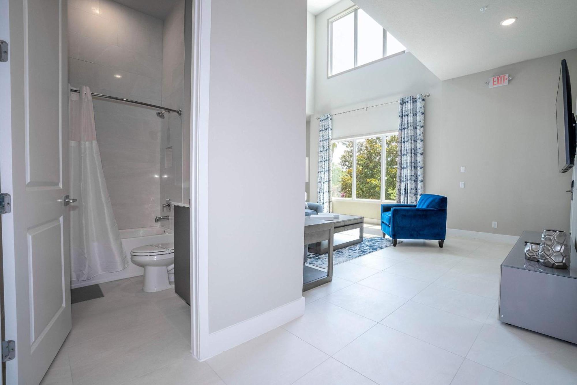 Modern 5br - Reunion - Pool Table Apartment *