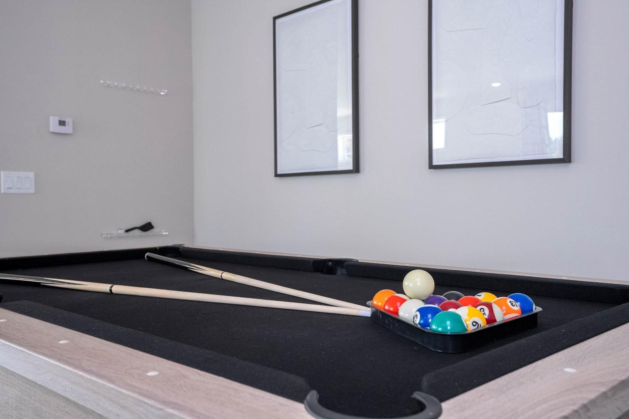 Modern 5br - Reunion - Pool Table Apartment